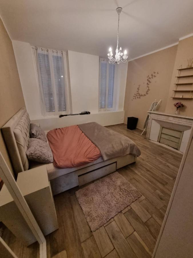 Ferienwohnung L'Antre Du Dragon Marseilles Exterior foto
