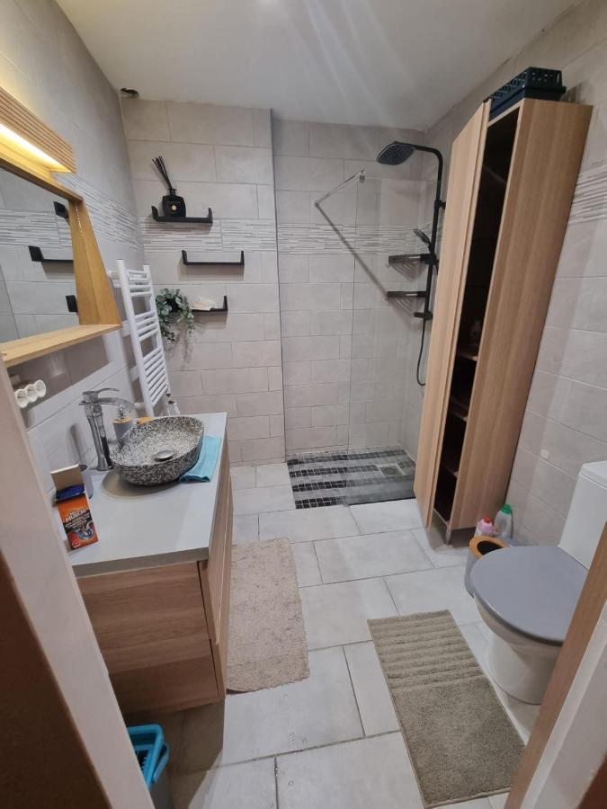 Ferienwohnung L'Antre Du Dragon Marseilles Exterior foto