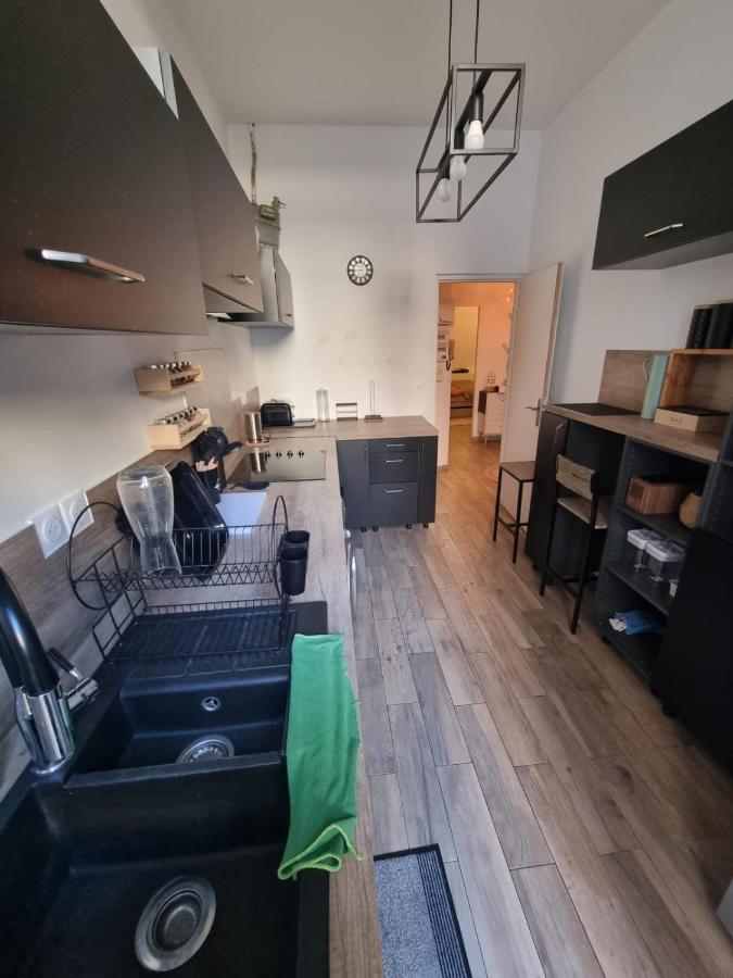 Ferienwohnung L'Antre Du Dragon Marseilles Exterior foto
